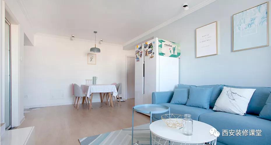 布艺沙发搭配什么颜色的抱枕好看,布艺沙发用什么面料最好