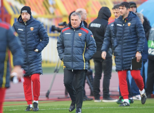 鲁能前主教练库卡米内罗,鲁能主教练图拔科维奇