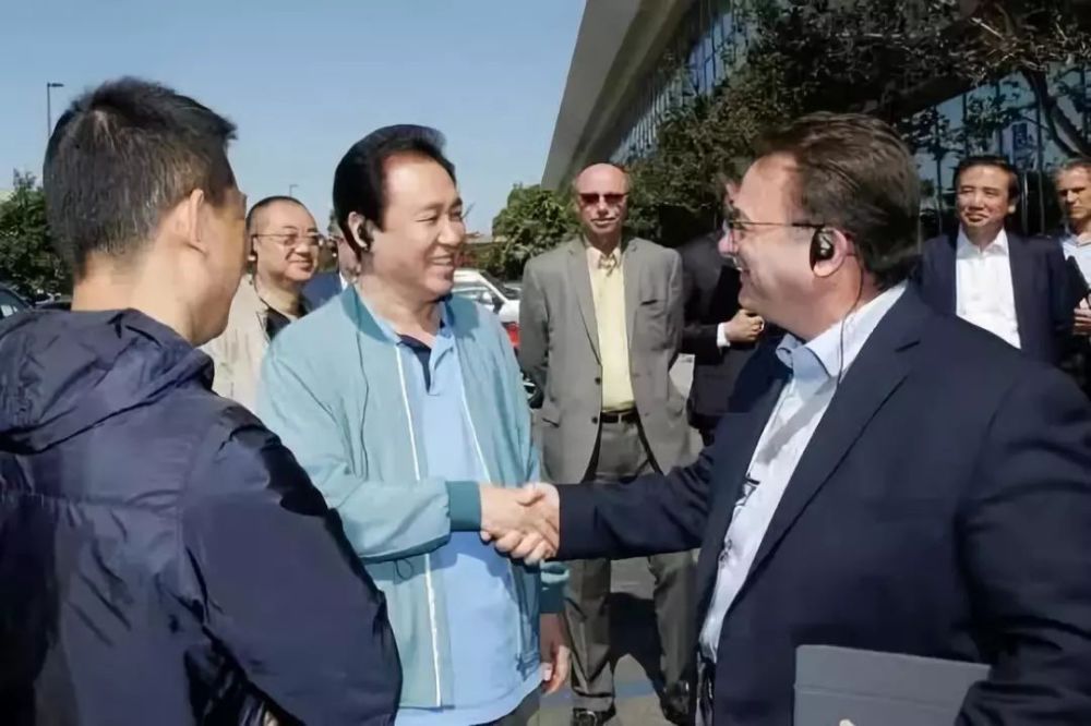 许家印坑了多少公司,许家印为什么会亏那么多钱