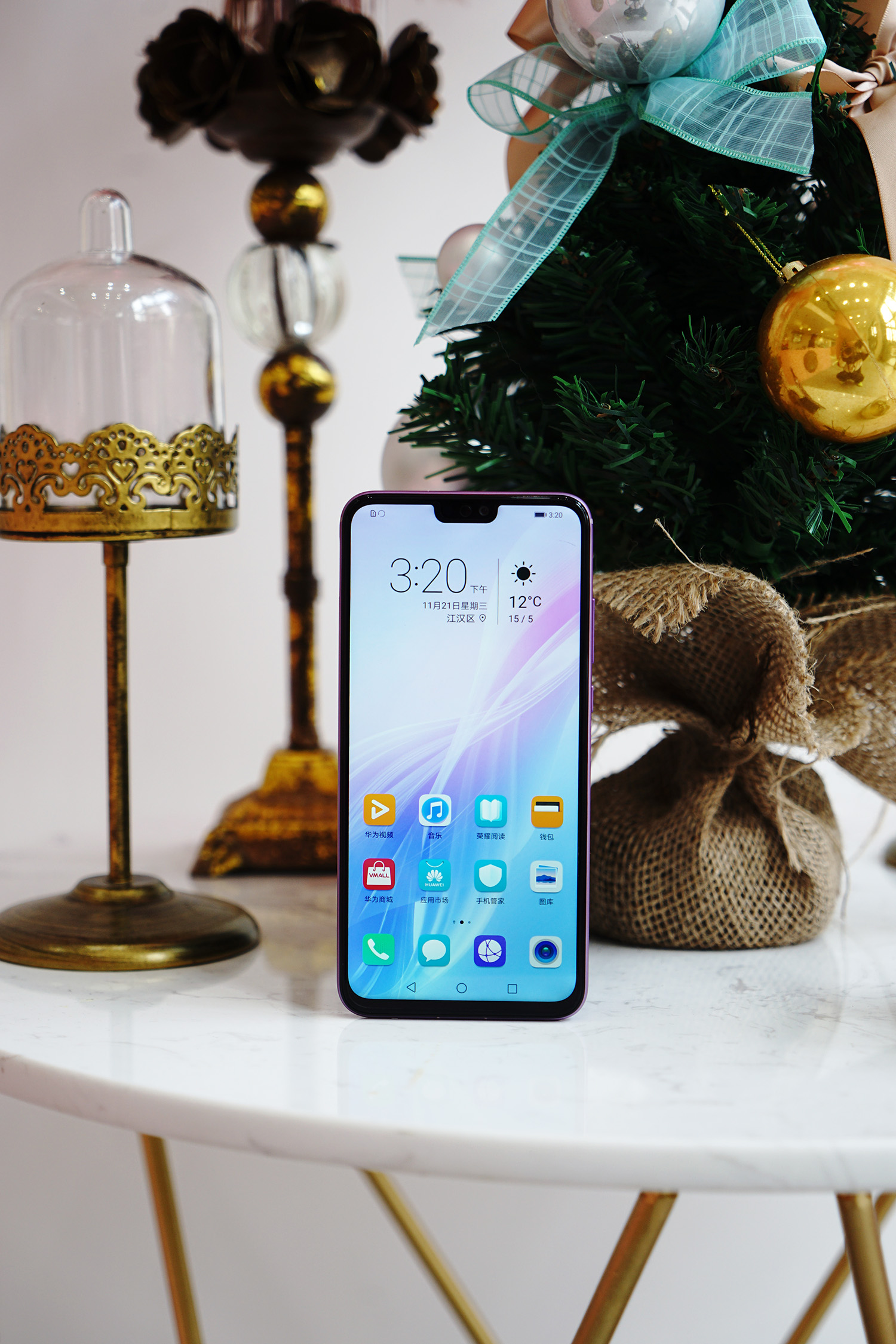 荣耀8x梦幻紫男生用,荣耀8x刚出有什么颜色