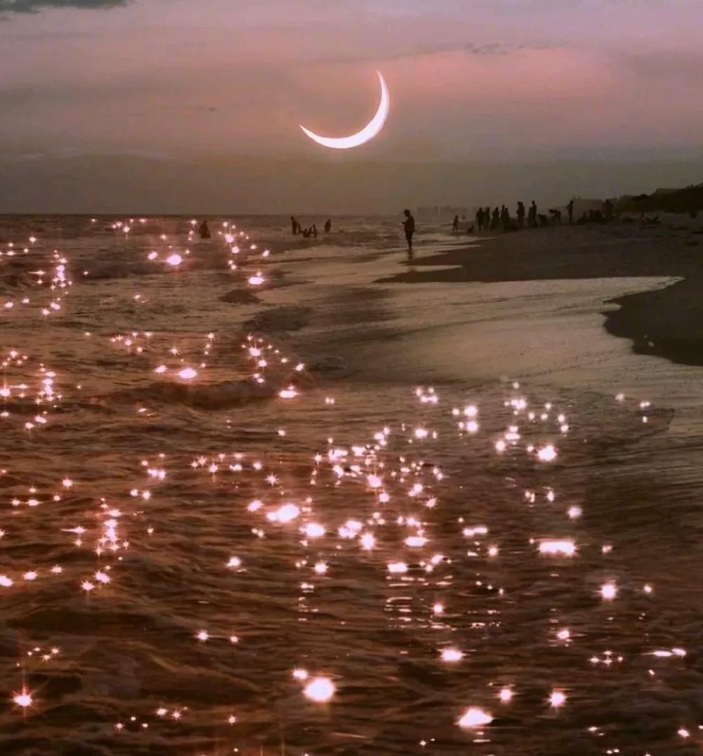 你们有在青春时期暗恋过一个人吗,青少年时期暗恋一个人是什么原因