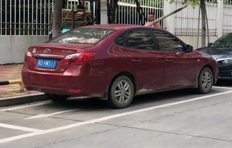 逆向停车名单及图片,曝光违法停车名单