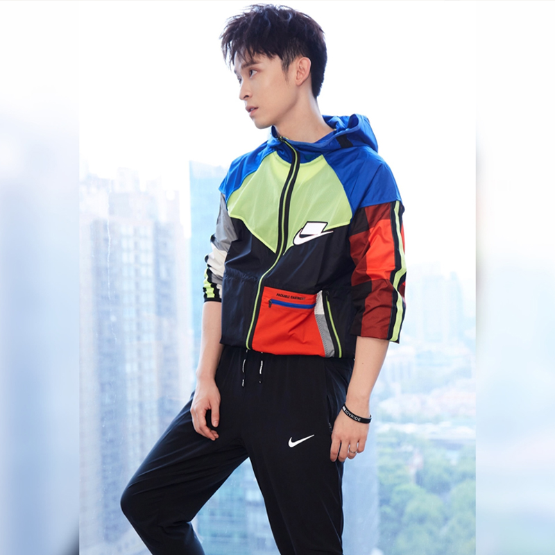 董子健庆生视频,董子健为孙怡庆生