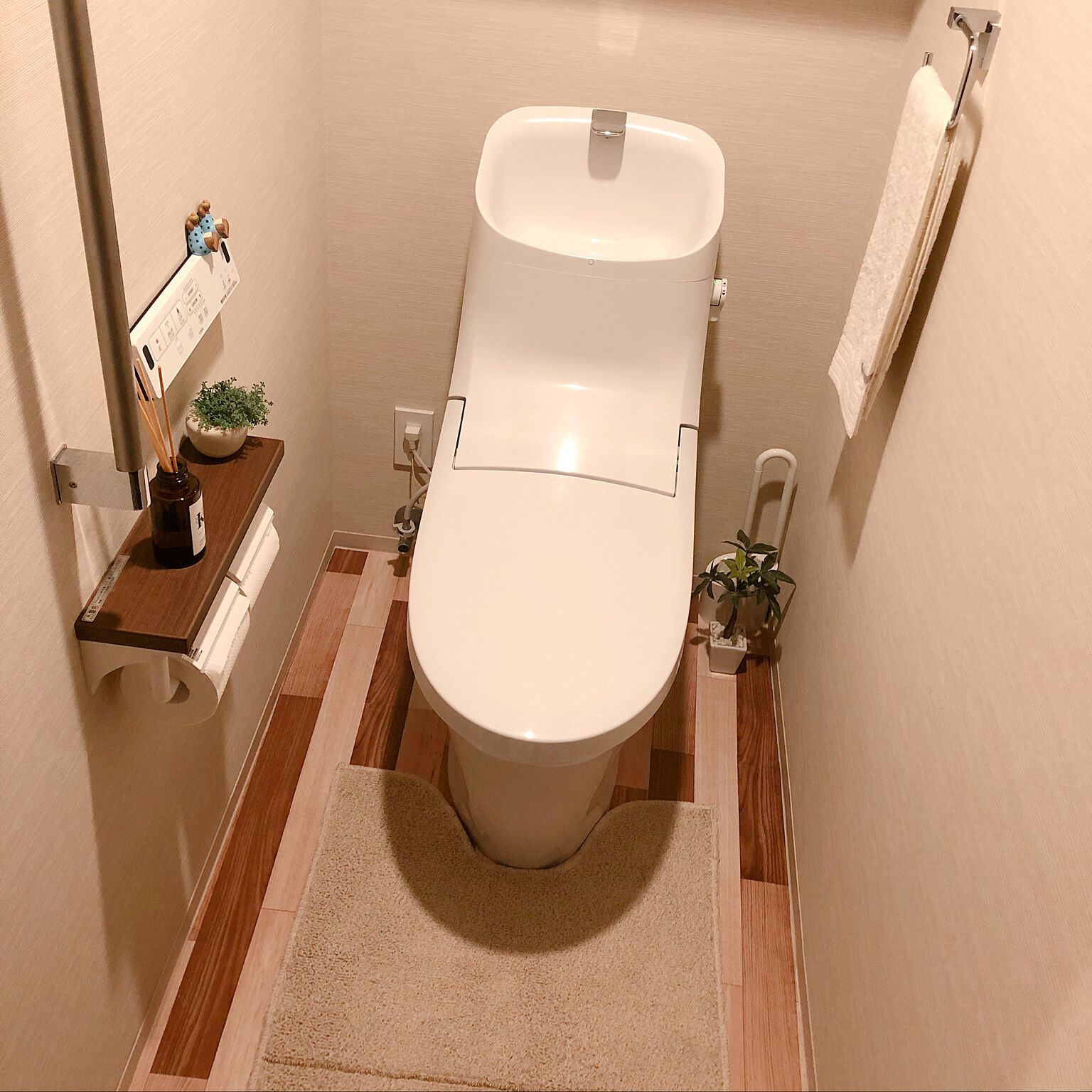 日本小卫生间装修效果图大全,日本整体卫生间一体式集成浴室