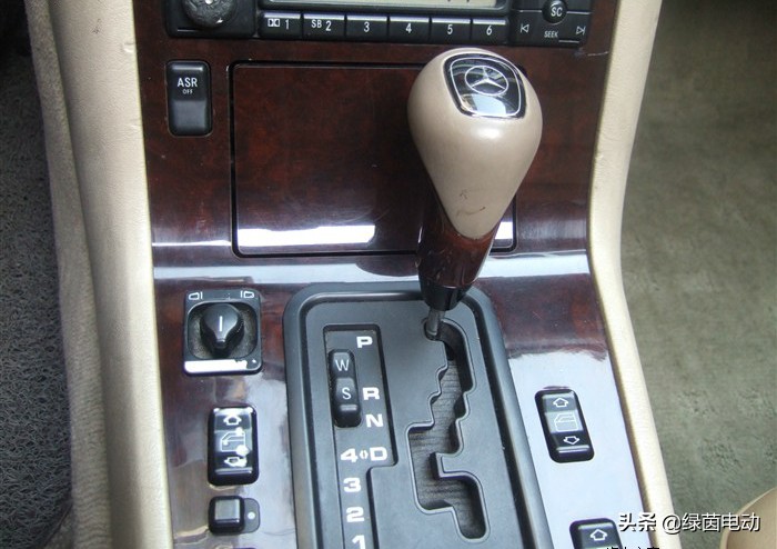 s320虎头奔40万公里还值得购买吗,98年代末虎头奔s320新手适合买吗