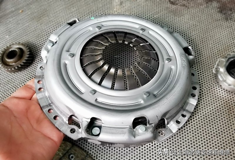 雪佛兰赛欧变速箱故障发动不了,雪佛兰赛欧无法启动挂挡不好挂