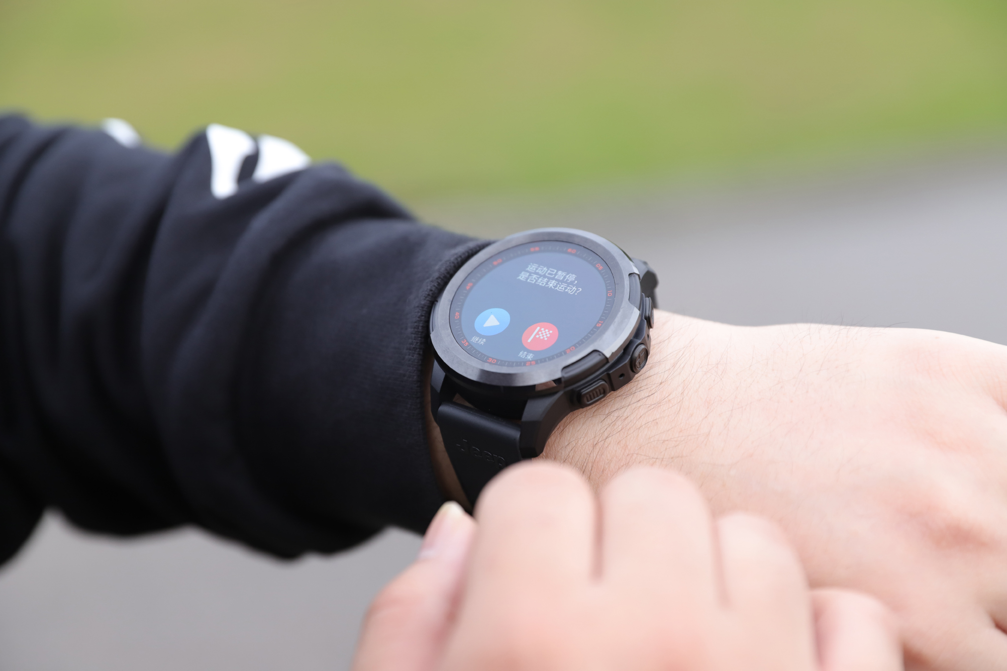 jeep智能全境界腕表pro值得买吗,jeep智能全境界腕表pro多少钱