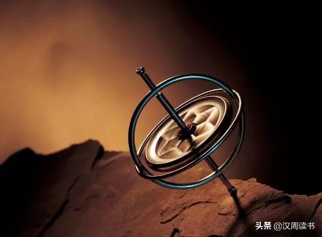 最古老的飞机工作原理,飞机保持平衡的原理