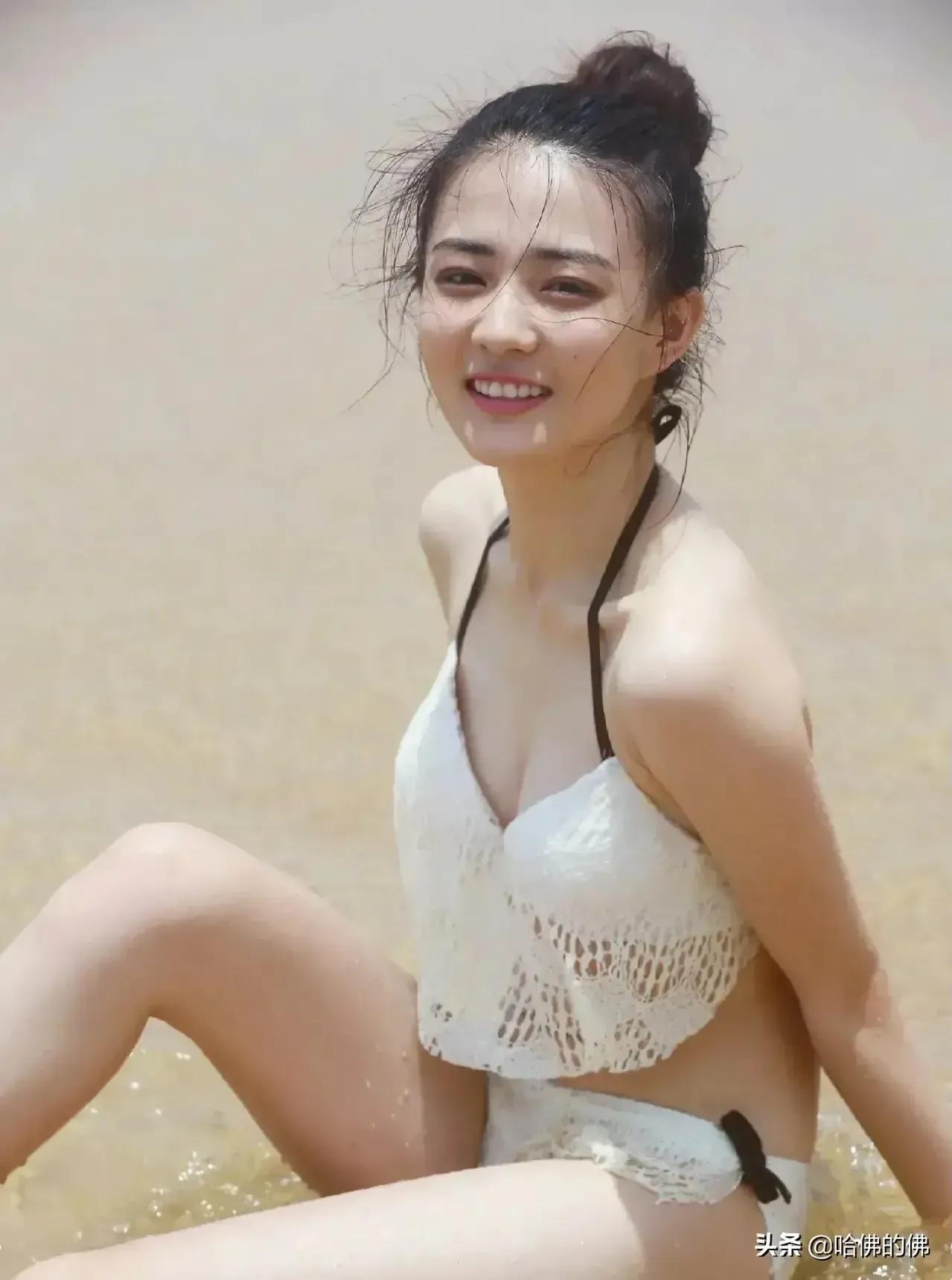 愿君常闻书香气，不负笔底有烟霞