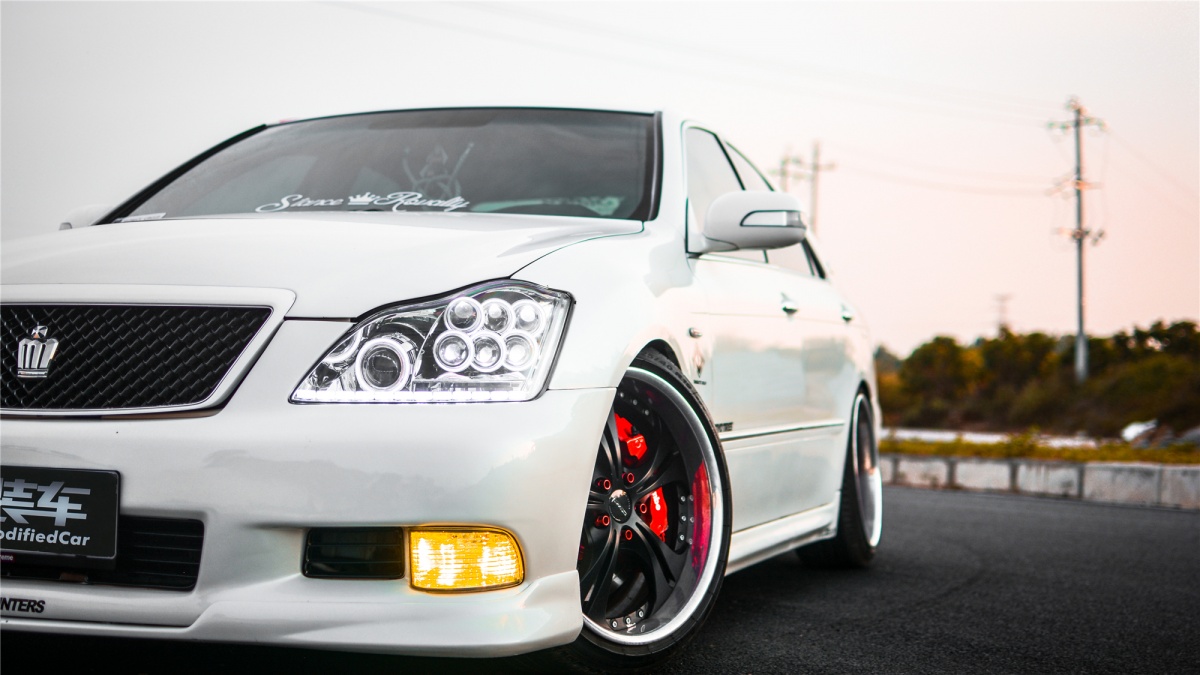 皇冠12代改装极限增压,皇冠12代皇冠爆改