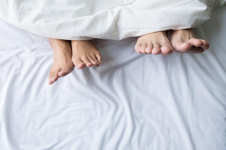 接吻影响运势,夫妻之间接吻的禁忌