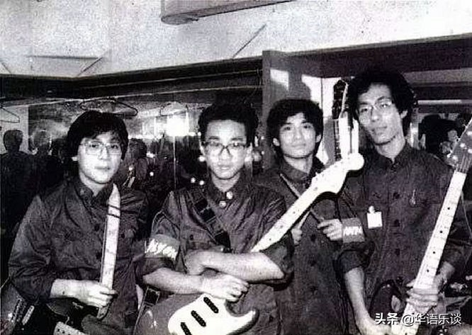 beyond成员用的吉他,beyond成员再现经典光辉岁月