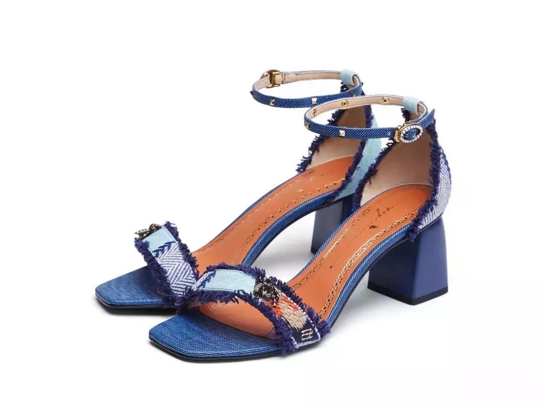 盘点十大鞋子品牌,国产鞋排行榜前十名2023