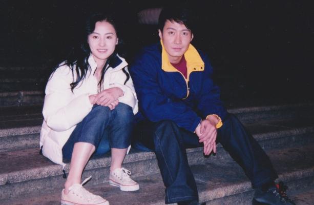 香港吴某凡的*艳猎**情史：天后港姐看不上，被不知名小助理迷乱心智