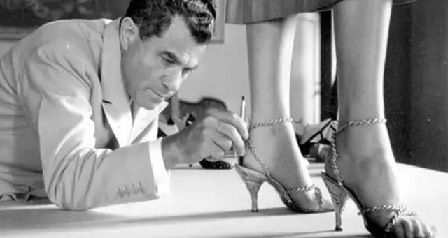 梦露经典高跟鞋,梦露最漂亮的高跟鞋