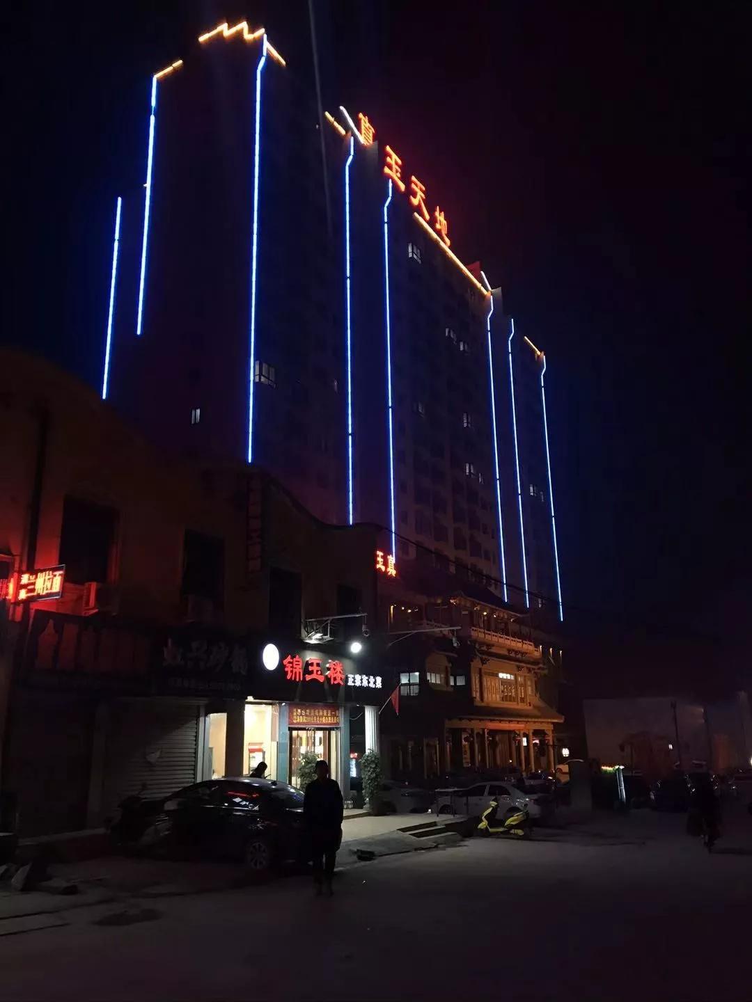 如何开店卖玉石,销售卖玉一个月能挣多少钱