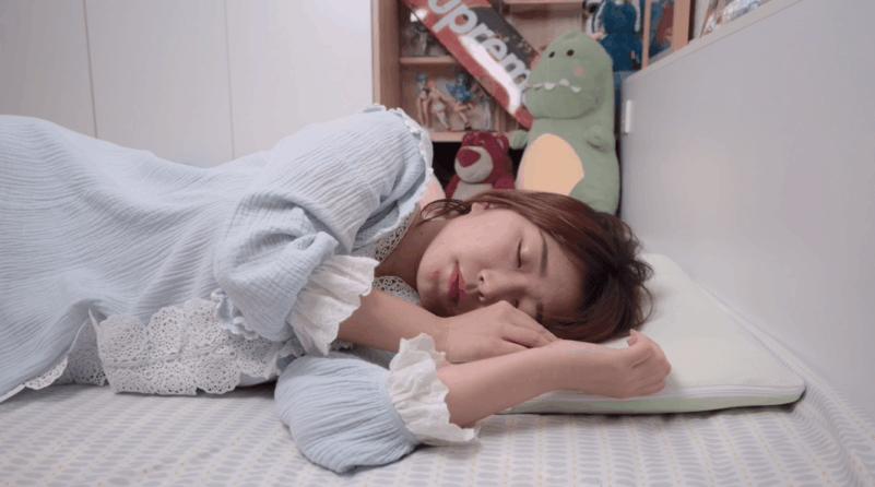 怎么选择适合自己的颈椎枕头,怎么选适合脖子的枕头