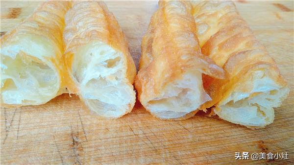 香酥大油条的做法和配方的全过程,油条教程又酥又脆又鲜大油条