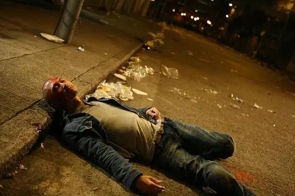 这么多年了，你终于想起来自己还是个演员？