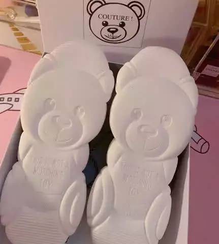 可爱到飞起的小熊鞋,超好看的小熊鞋