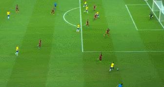 乌拉圭三球被吹,三次进球被吹