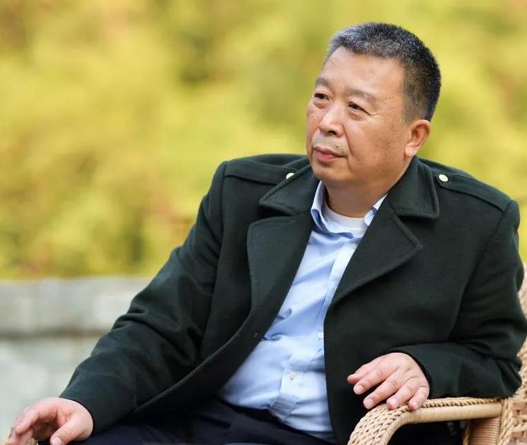 学*党**史:重读毛*东泽**〡“说空话”与“办实事”(全文)