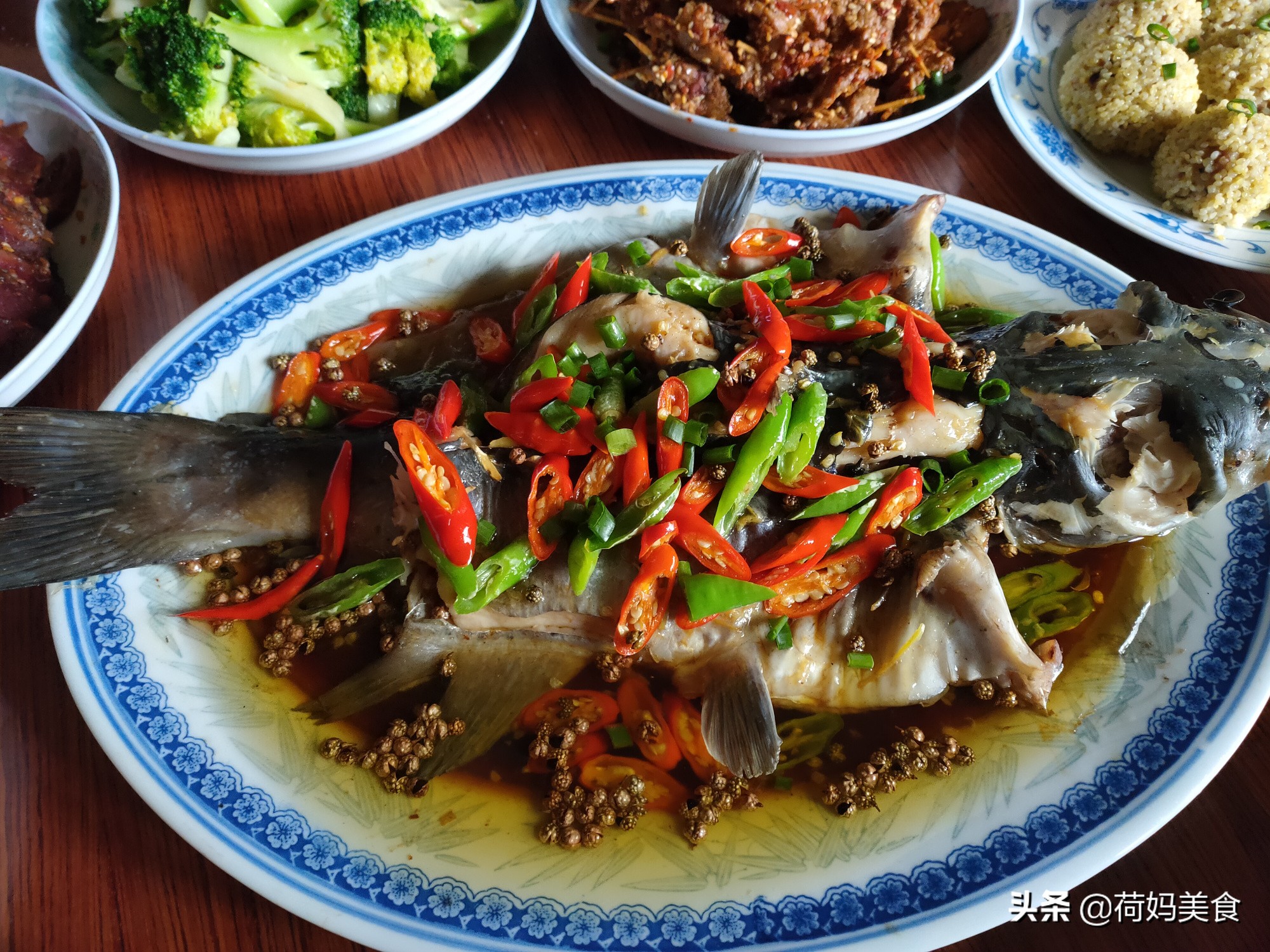 过年吃团年饭该吃哪些菜,能吃上妈妈亲手做的团年饭