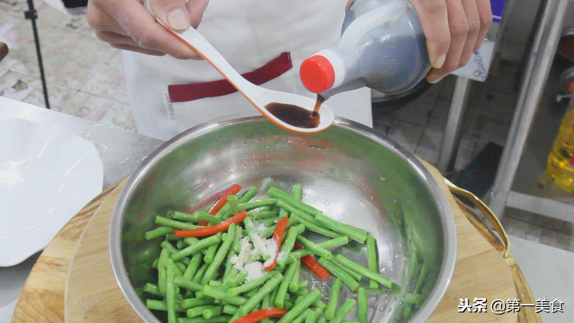 饭店里凉拌菜料汁配方,凉拌菜调料汁的做法大全集视频