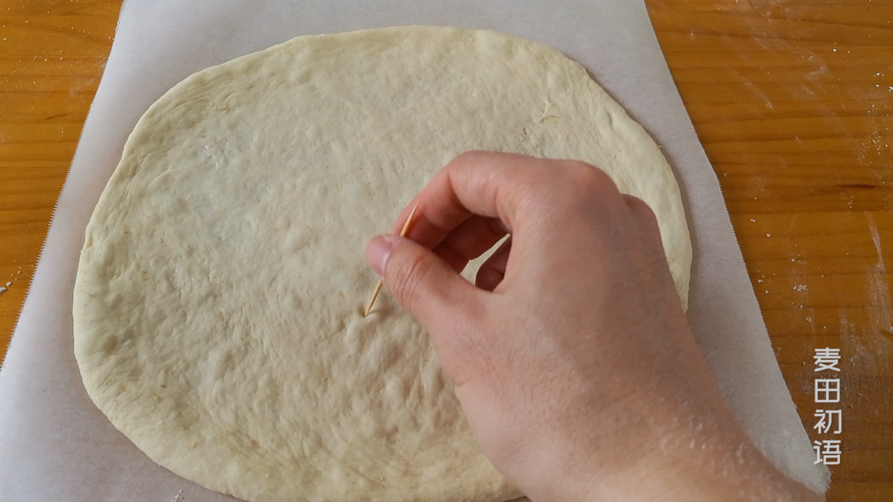 简单易学的披萨饼胚教程,意式超薄披萨饼胚家庭做法