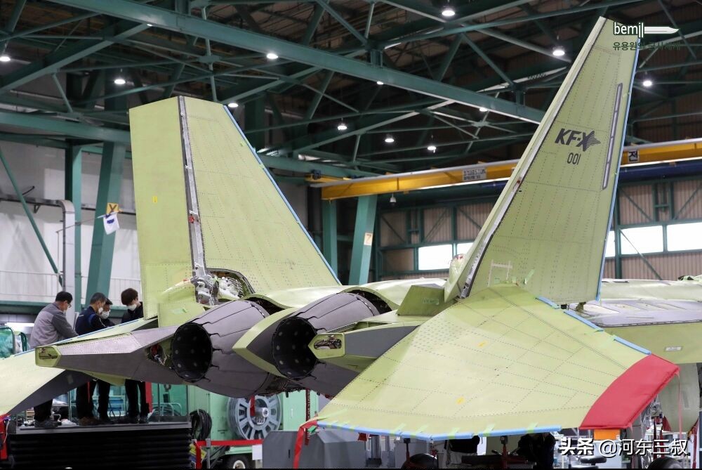 韩国kf-21和f22对比图,韩国隐形战机kf21