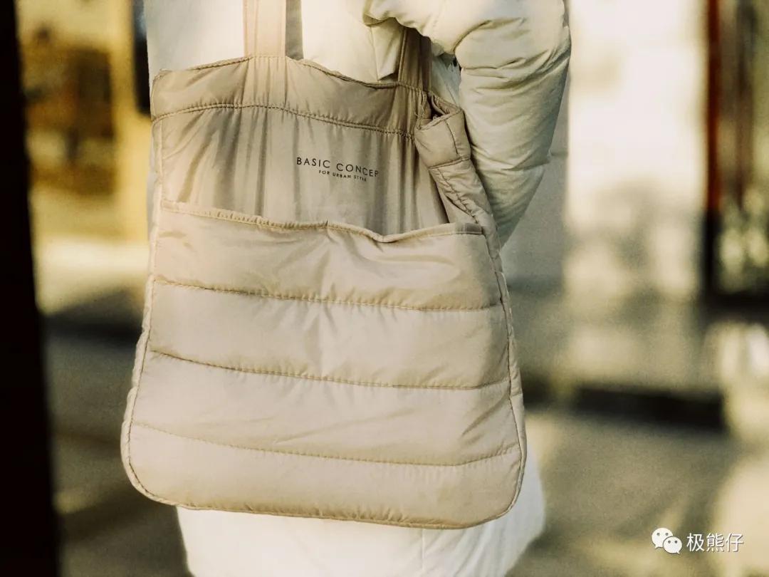 今天背什么,今天背什么包