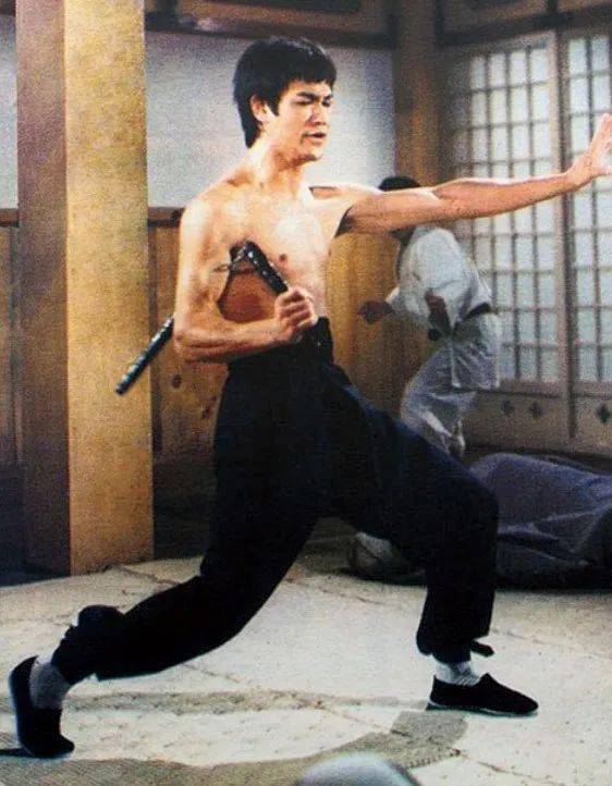 功夫之王李小龙雕像,功夫之王李小龙