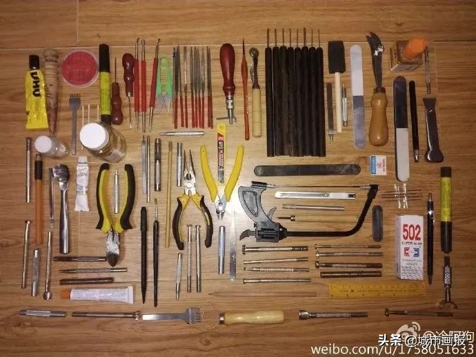 无聊能有多大生产力？他在家造了个电影院