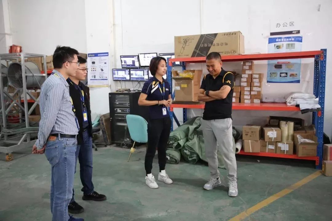 东北妹子干快递,东北美女干快递