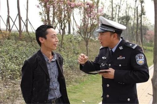 网红警官谭乔现状,网红交警谭乔的故事