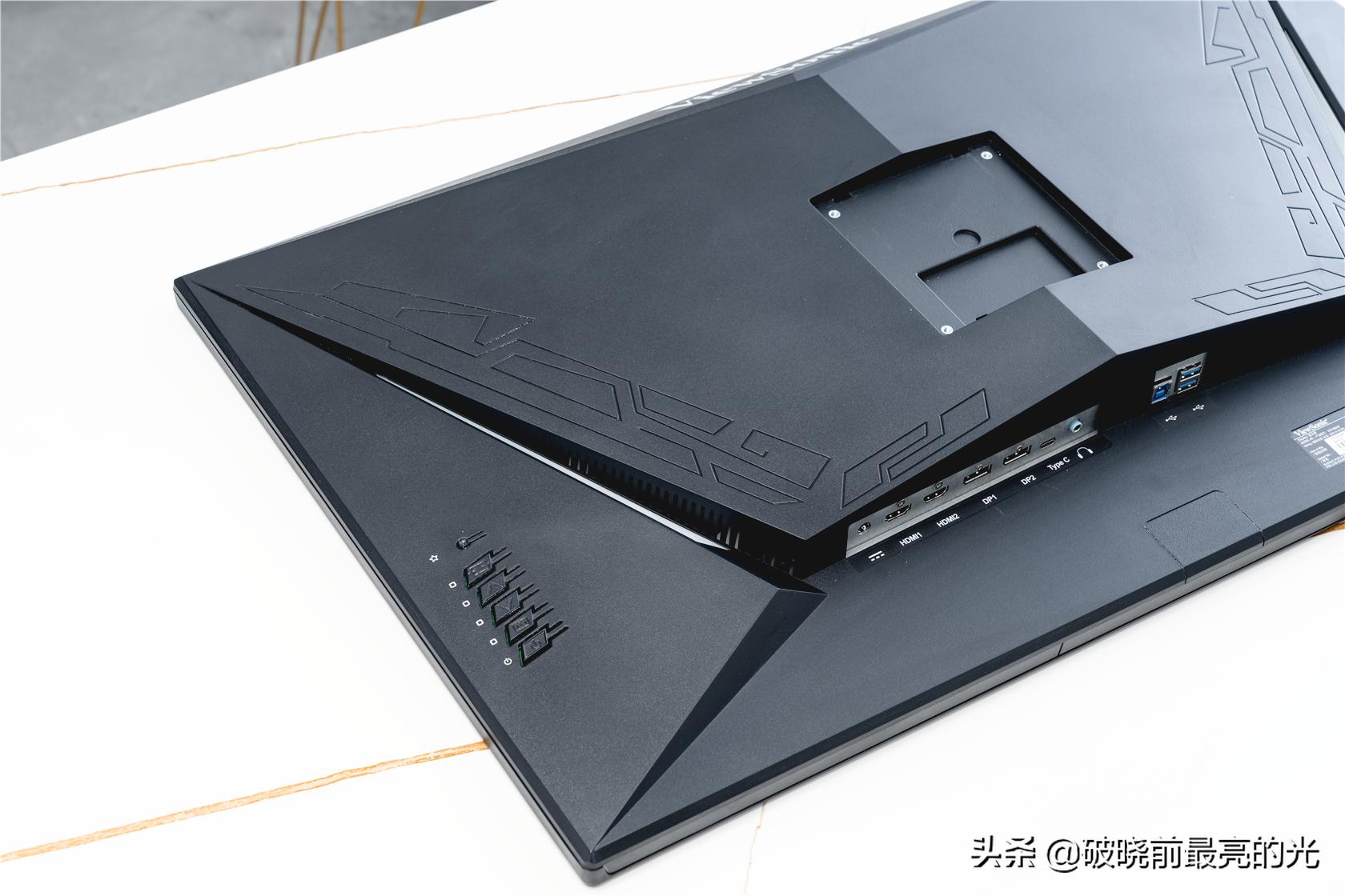 游戏作图显示器推荐,2kips240hz刷新率显示器