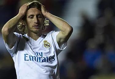 纳瓦斯皇马欧冠三连冠功臣,皇马欧冠三连冠功臣贝尔