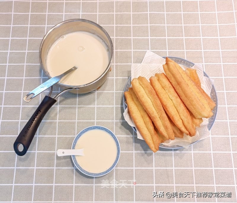 美食视频大全炸小油条做法,炸油条美食视频做法大全