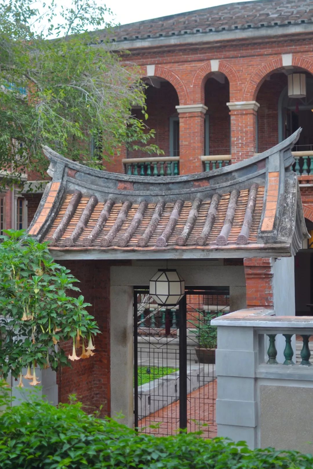 厦门鼓浪屿100多年前的别墅,鼓浪屿最古老的别墅