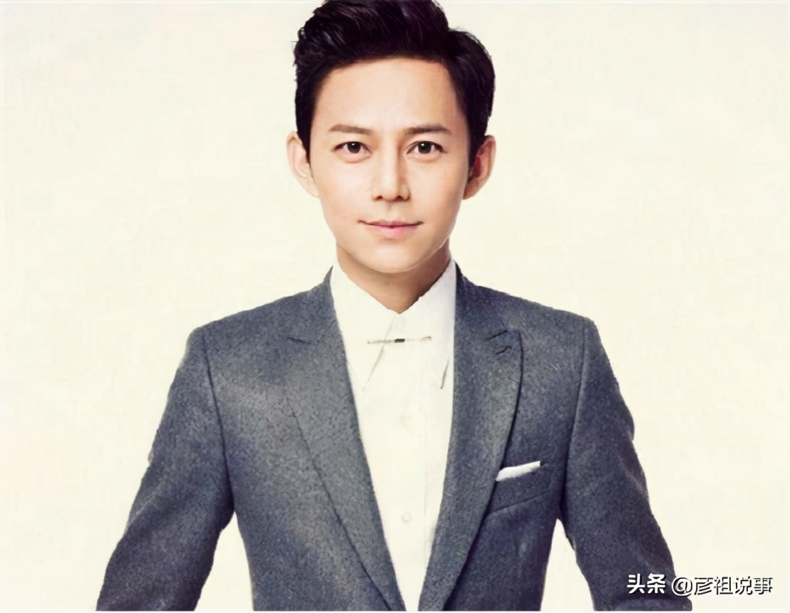 何炅恋情曝光，深夜被拍到一起回去，疑似同居？