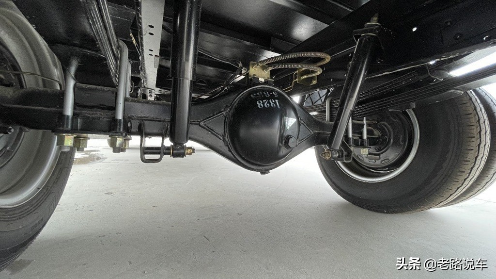 东风小霸王w17官图,东风小霸王w17新款