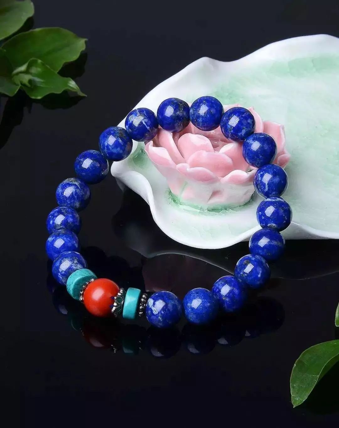 朱砂手串哪些生肖不适合戴,手串戴佛头好还是戴生肖好