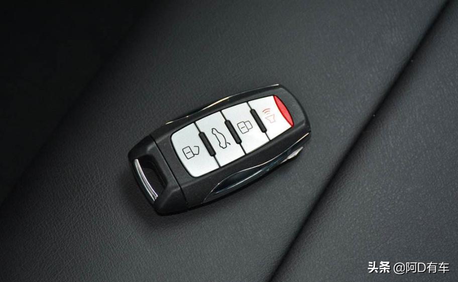 这辆车的确是生活中的得力小帮手