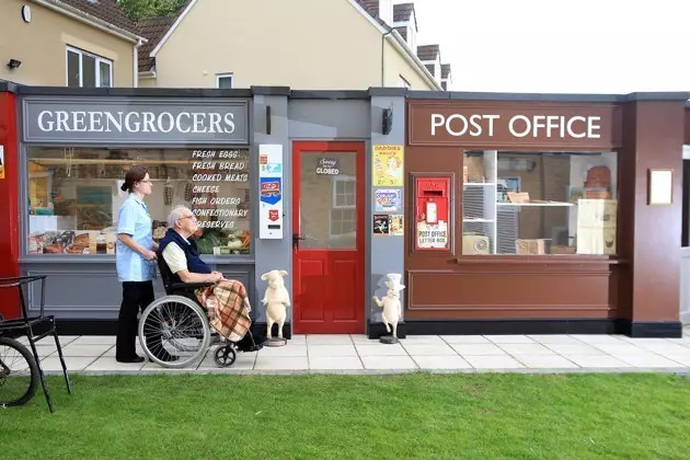 全球首家失忆小镇，所有居民都忘了自己是谁、来自哪里….