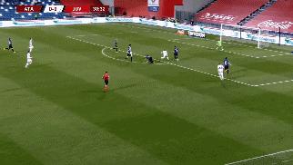 尤文2-1获胜米兰,布冯c罗尤文夺冠视频