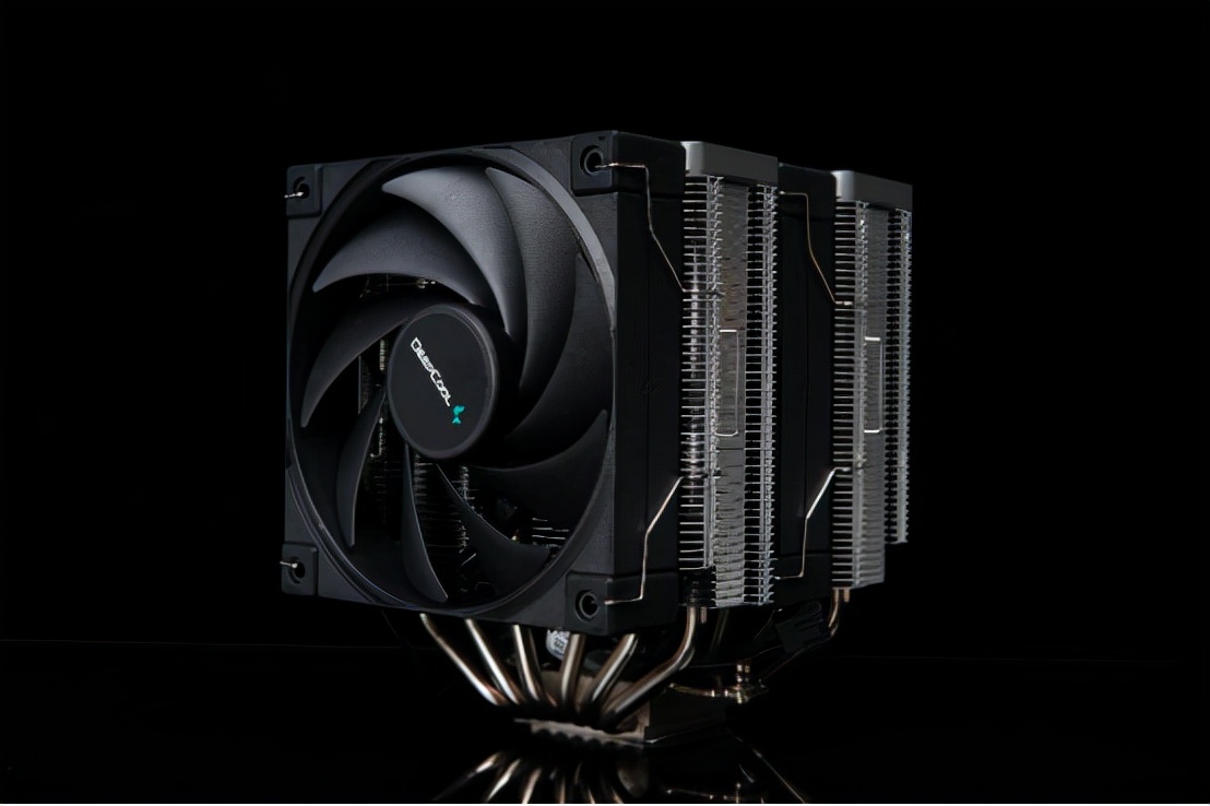 九州风神AK620数显版风冷散热器,九州风神ak620对比追风者t6