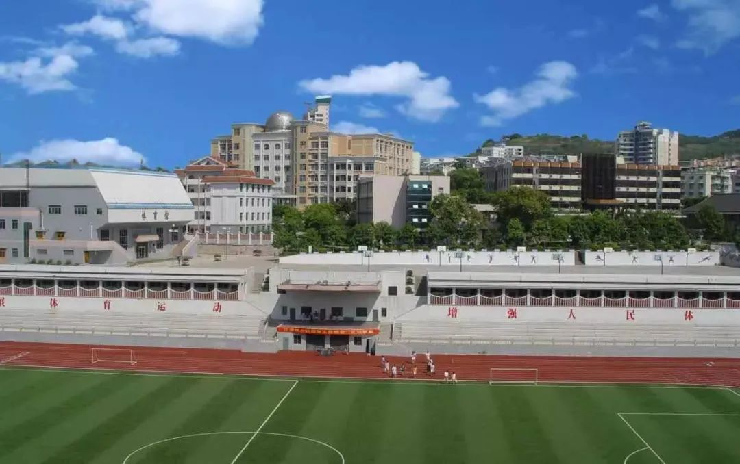 重庆江津哪个中学好,重庆江津中学招生简章