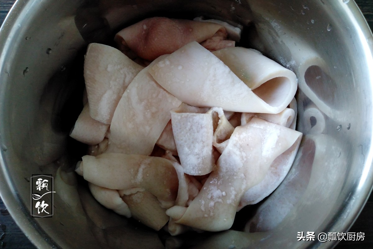 3元钱买猪肉,简单猪肉皮怎么熬皮冻