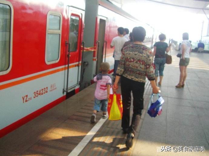 坐火车旅行必带的6种美味,坐火车必带六种食物