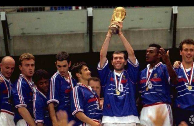 法国世界杯夺冠马克龙讲话,世界杯马克龙讲话